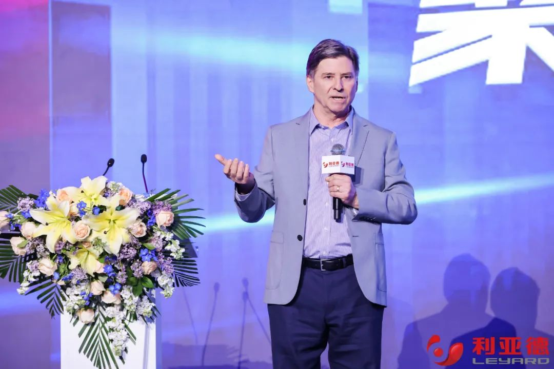 聚势而强 乘势而上 | 问鼎娱乐app业绩注明会暨战术颁布会成功进行